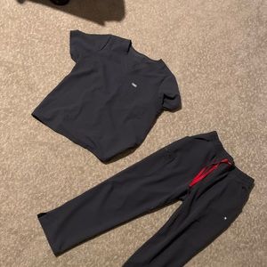 FIG Scrubs - charcoal